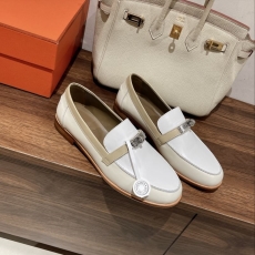 Hermes Low Shoes